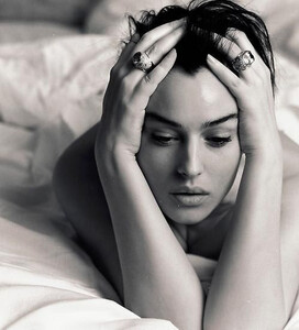 Monica Bellucci photo